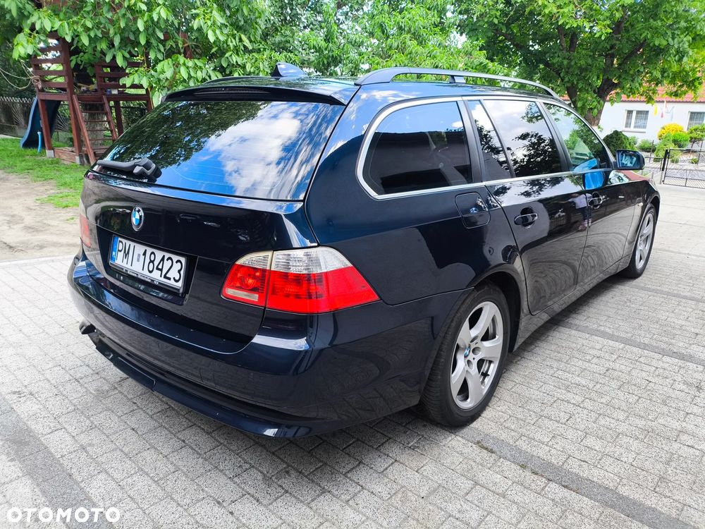 BMW Seria 5 520d - 3