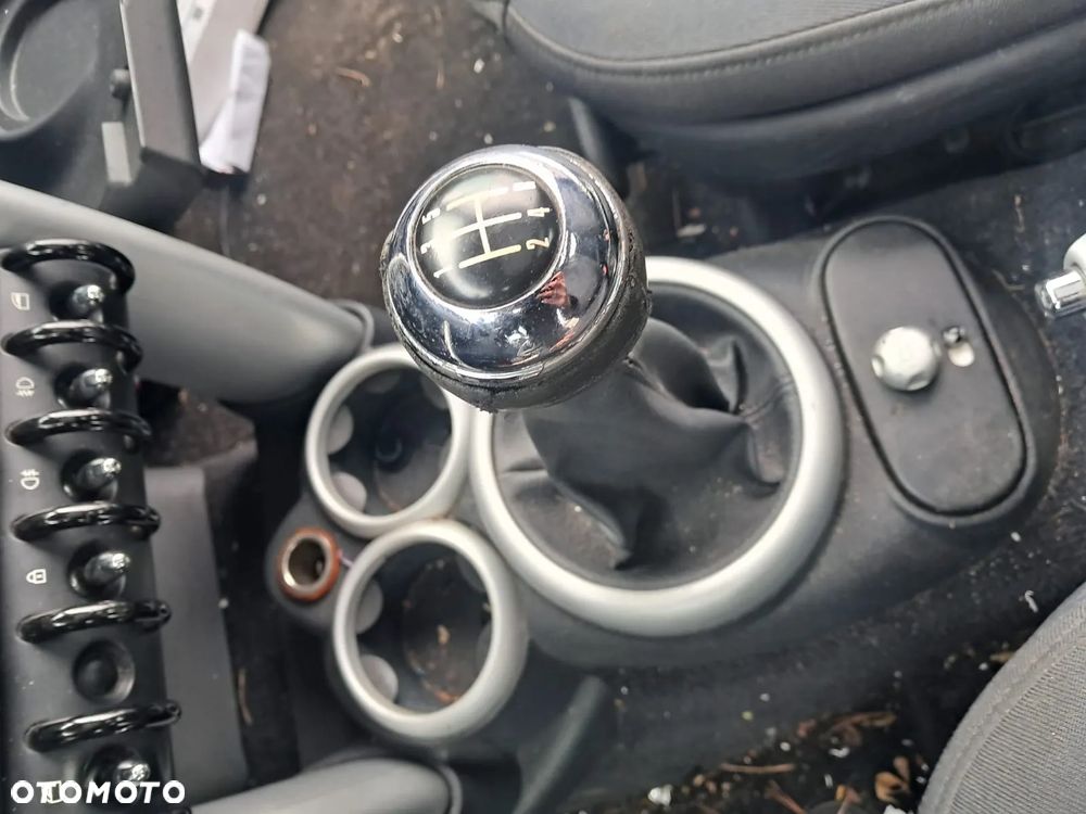 ❌Dawca części ❌MINI ONE R50 R53 2002 1.6 B 16V 115 KM W10B16A KOD LAK: 851 / CHILI RED - 7