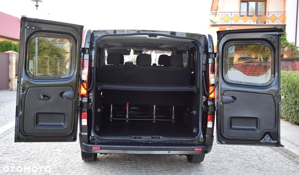Renault Trafic - 17