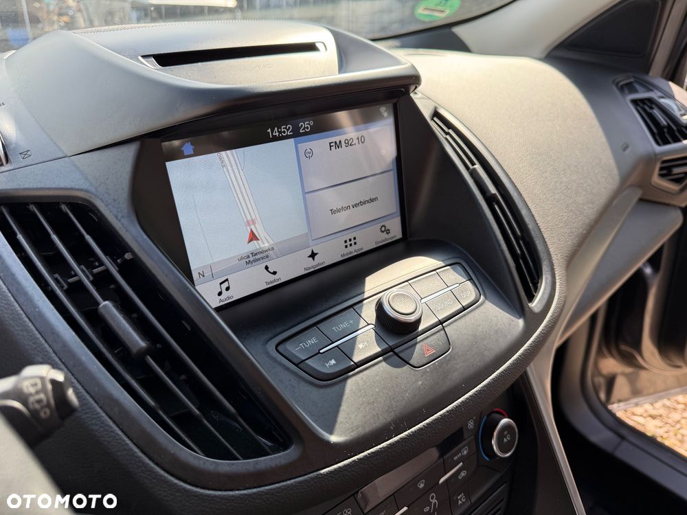 Ford Kuga - 27