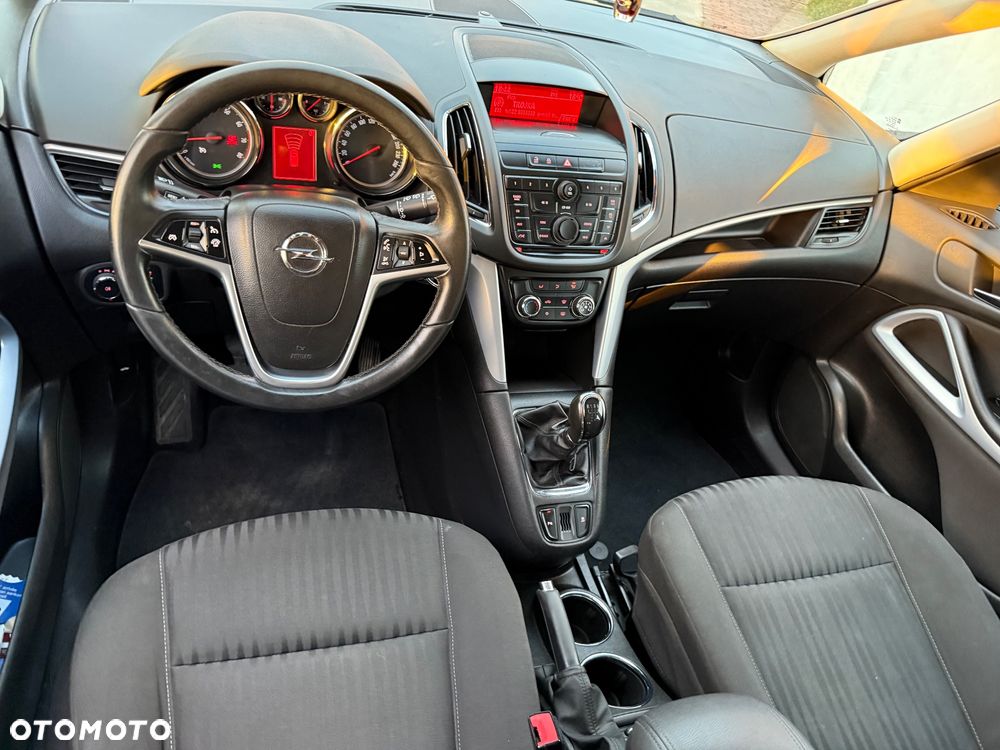 Opel Zafira Tourer 1.8 Selection - 20