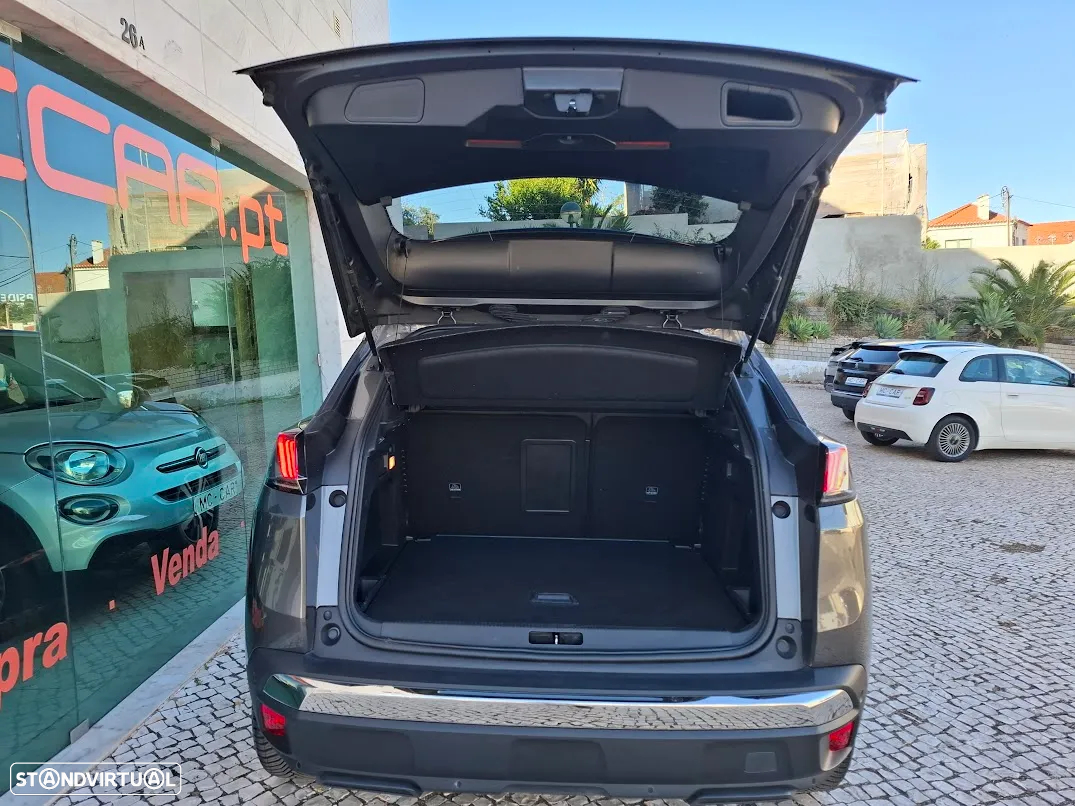 Peugeot 3008 PureTech 130 Stop & Start GPF Allure - 44