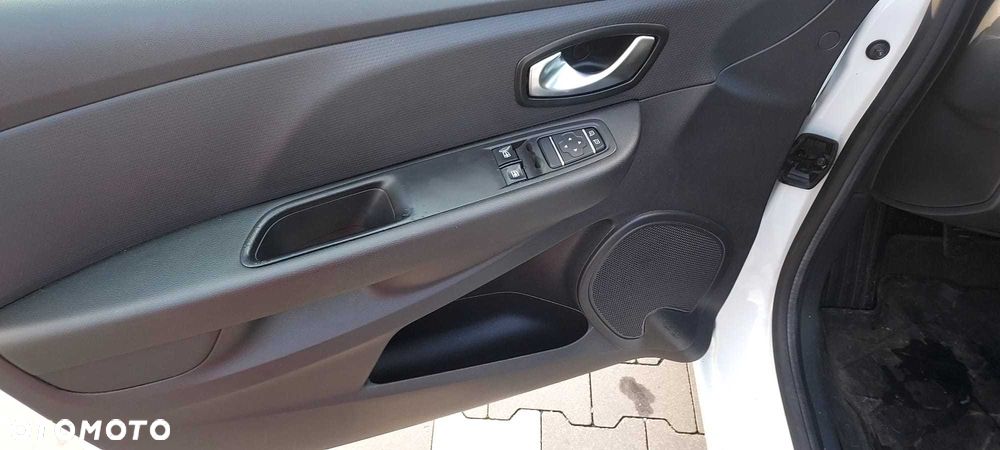 Renault Clio 1.5 dCi Energy Life EU6c - 15