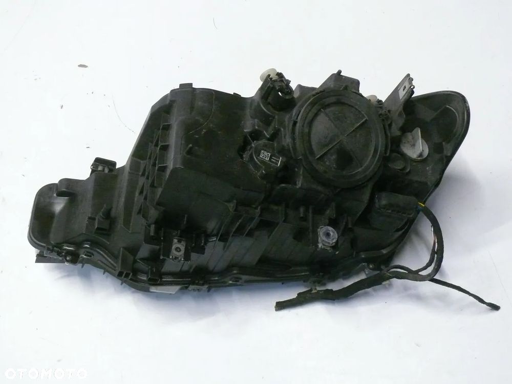 LAMPA PRZEDNIA PRAWA BMW 3 F30 F31 H7 ZWYKŁA 2011 2015 UK - 4