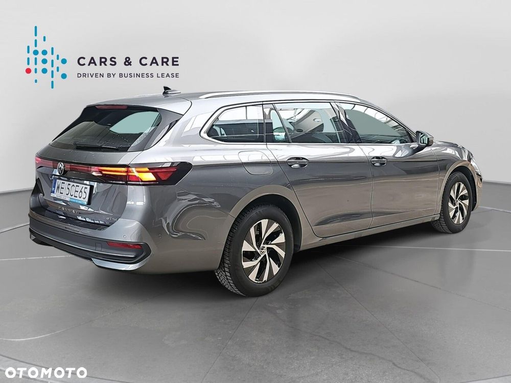 Volkswagen Passat - 24