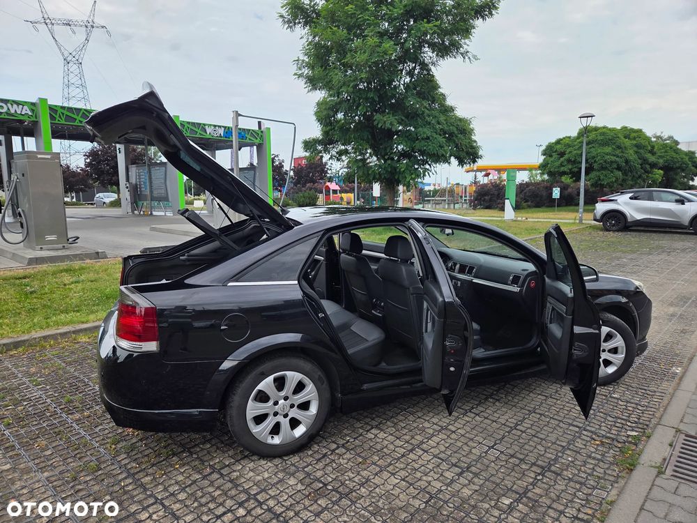Opel Vectra 1.9 CDTI Elegance - 1