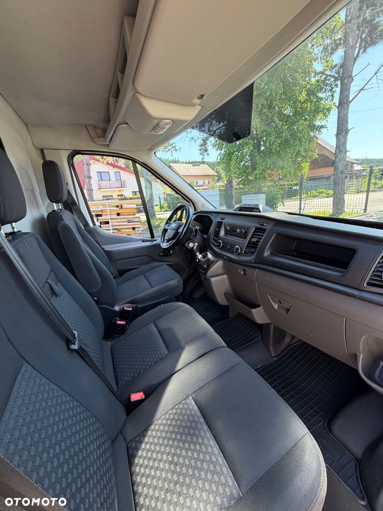 Ford Transit - 22