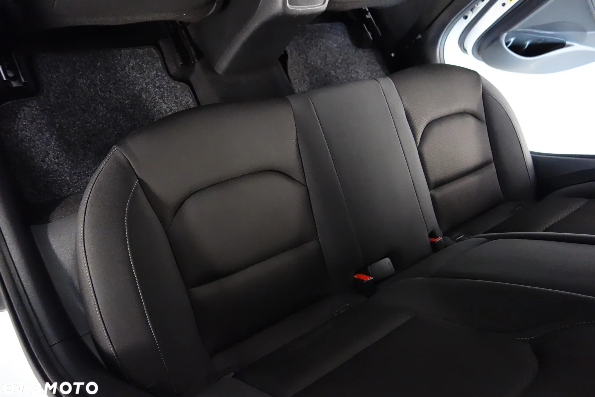 Hyundai i30 1.6 CRDi BlueDrive Classic - 19