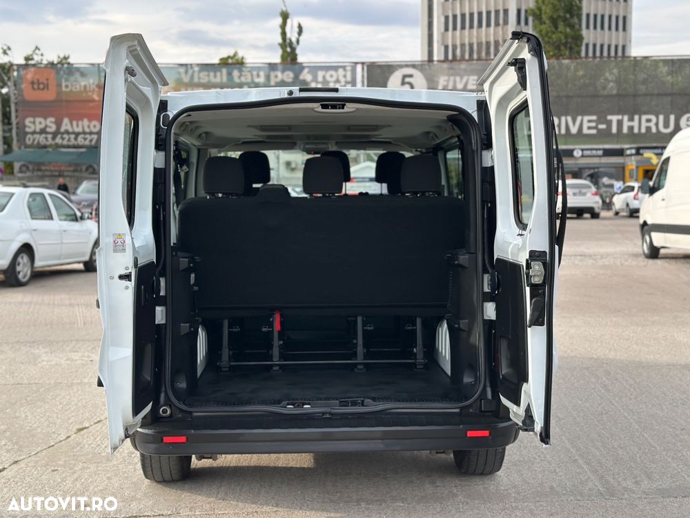 Renault Trafic - 11