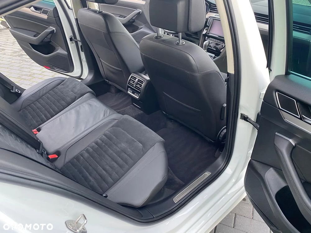 Volkswagen Passat 2.0 TSI BMT Highline DSG - 10