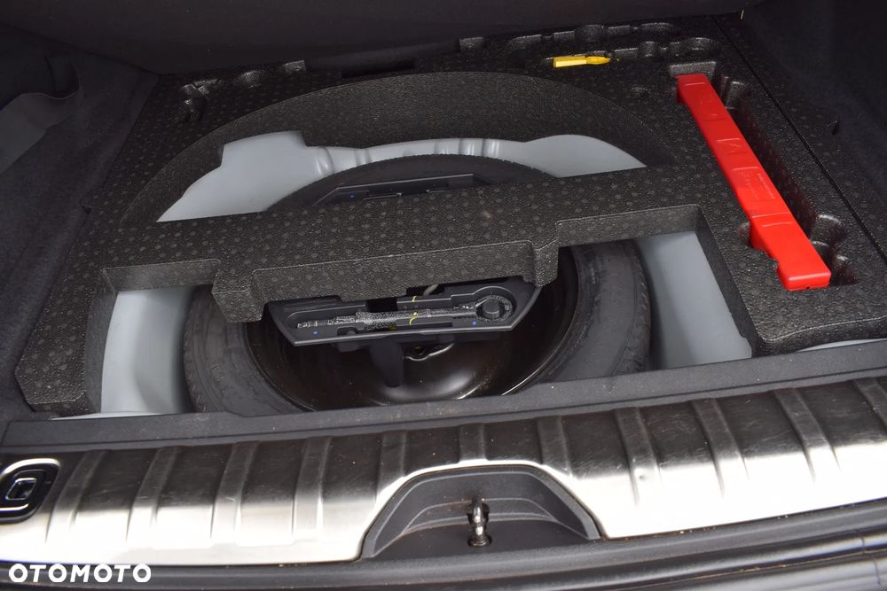 Peugeot 2008 PureTech 110 Stop&Start EAT6 Allure - 17