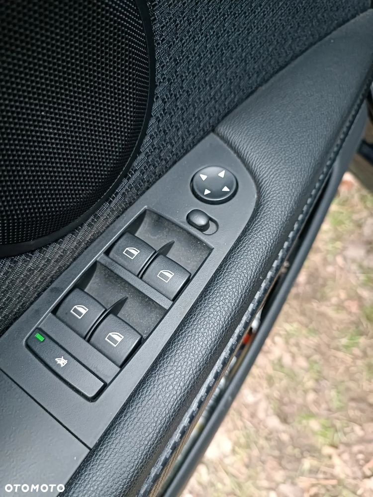 BMW Seria 3 318d - 18