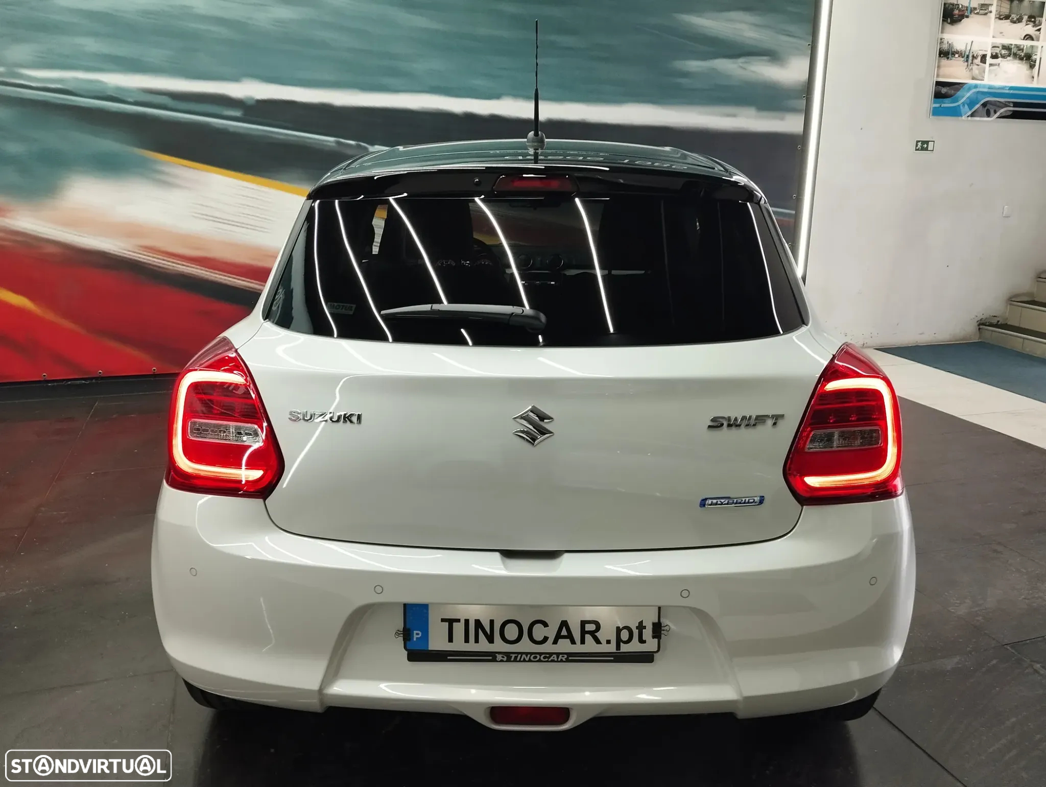 Suzuki Swift 1.2 Mild Hybrid GLX - 8