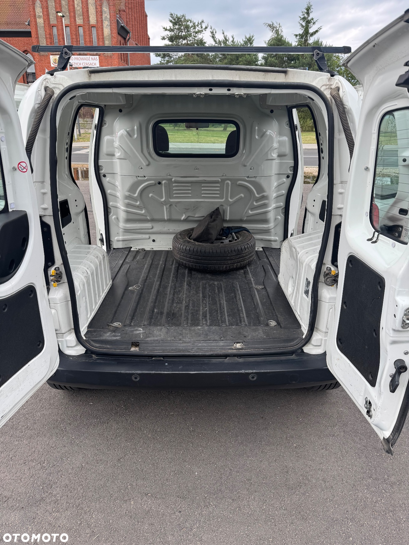Citroën Nemo 1.3 HDI Klima Oszklony - 15