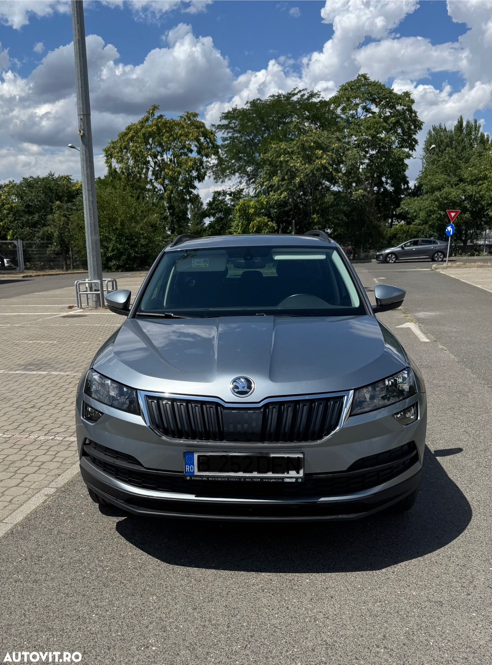 Skoda Karoq 2.0 TDI DSG Ambition - 1