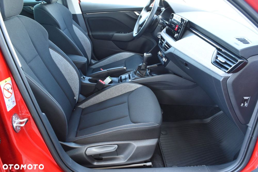 Skoda Kamiq 1.0 TSI Selection DSG - 34