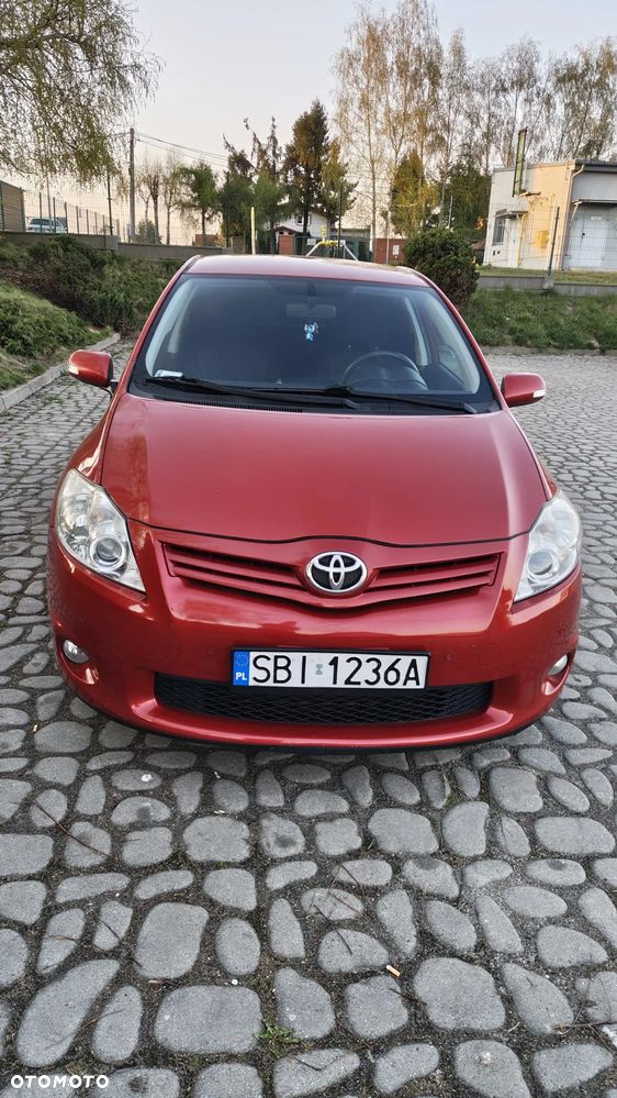 Toyota Auris - 2