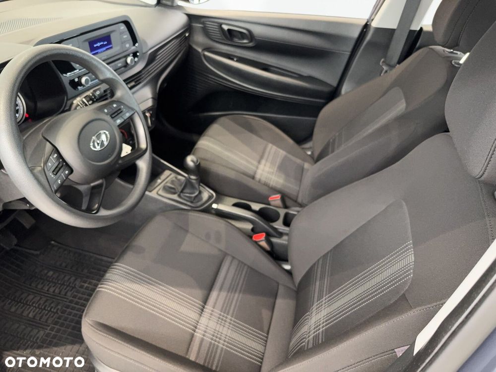 Hyundai i20 - 11