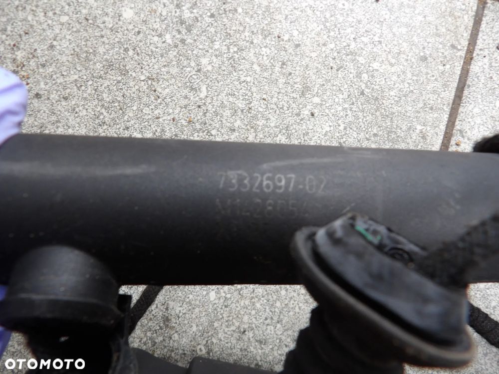 BMW - E71,X6 - SIŁOWNIK KLAPY BAGAŻNIKA - PRAWY/LEWY - CENA ZA 1 SZT - 7332698  7332697 - 5