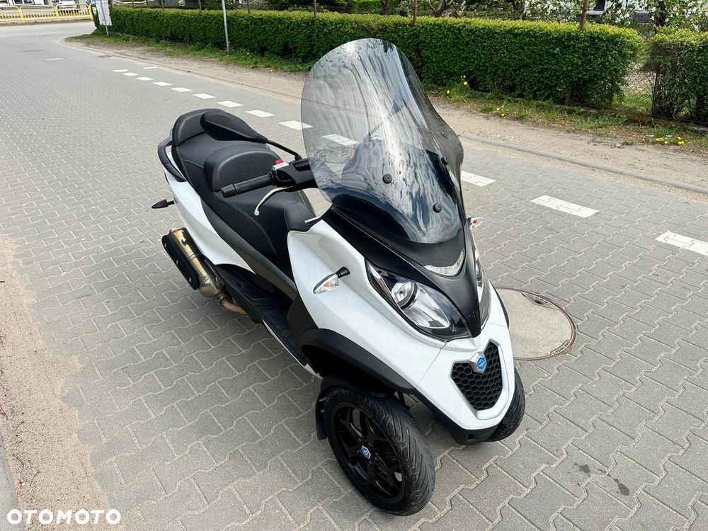 Piaggio MP-3 - 7