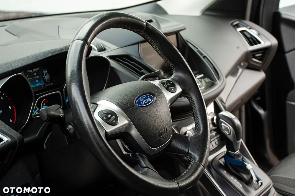 Ford Kuga 2.0 TDCi 4x4 Titanium - 29