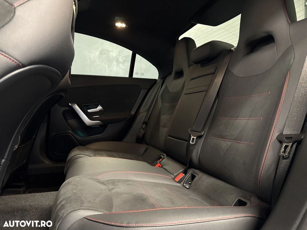 Mercedes-Benz CLA 180 7G-DCT Progressive - 14