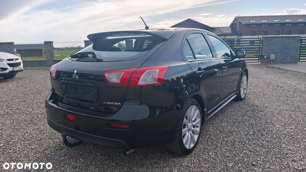 Mitsubishi Lancer 1.8 Intense - 13