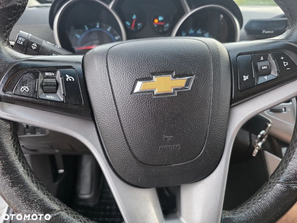 Chevrolet Cruze 1.6 LT+ - 7