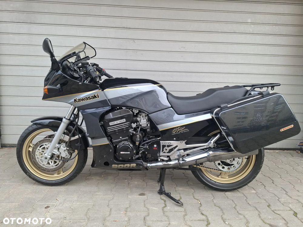 Kawasaki GPZ - 3