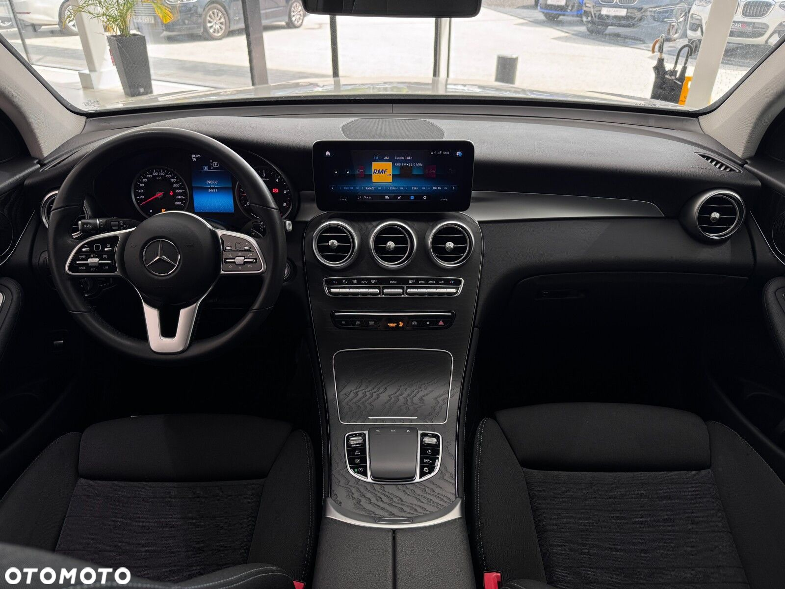 Mercedes-Benz GLC 200 d 4-Matic Business Edition - 14