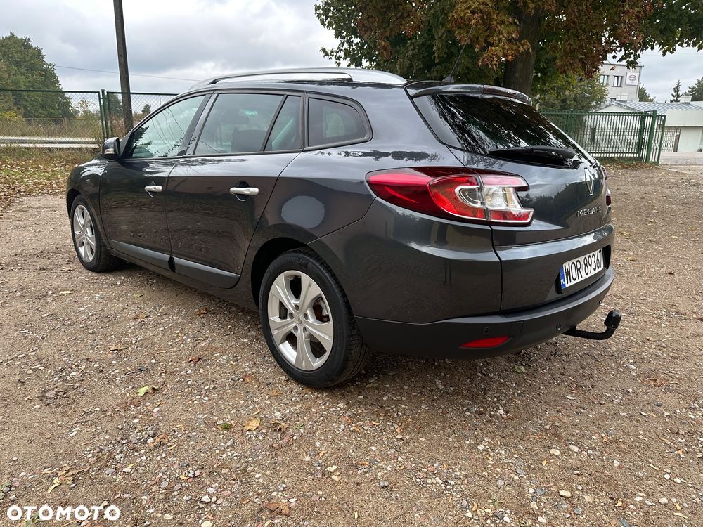Renault Megane dCi 110 FAP EDC Dynamique - 9