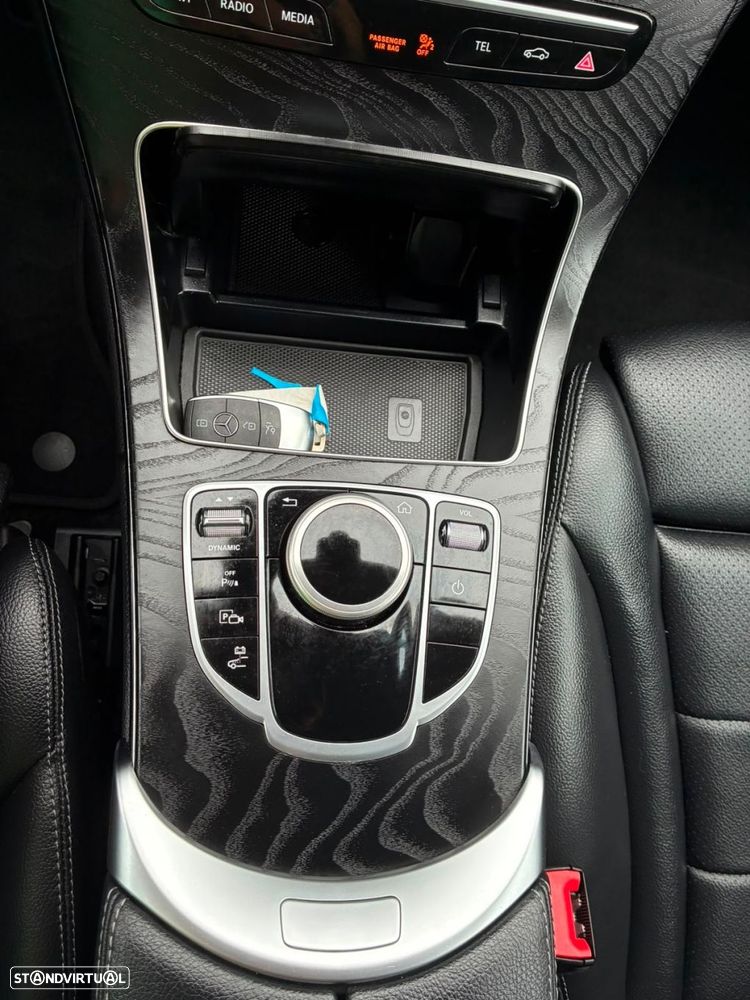 Mercedes-Benz C 300 - 25
