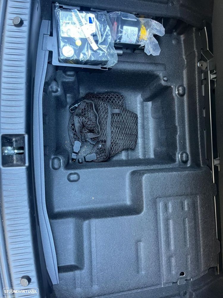 Mercedes-Benz C 200 - 54