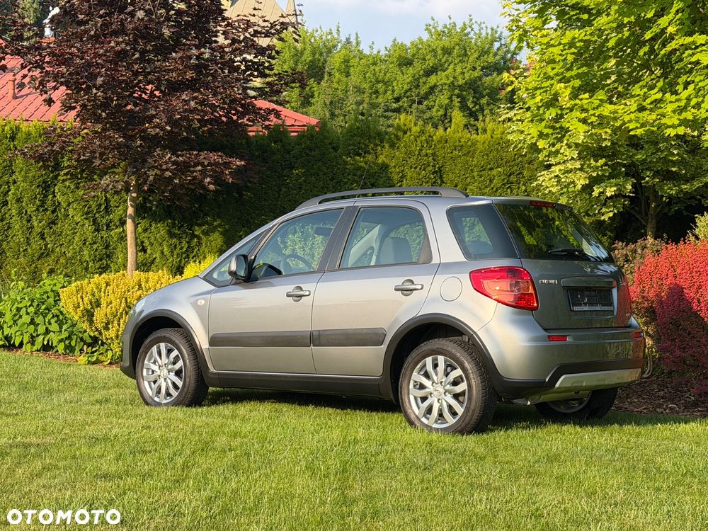 Suzuki SX4 Classic 1.6 VVT 4x4 Style - 8