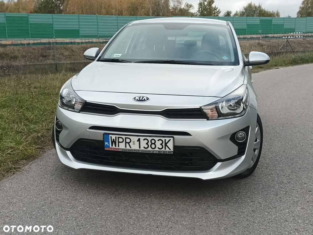 Kia Rio - 6