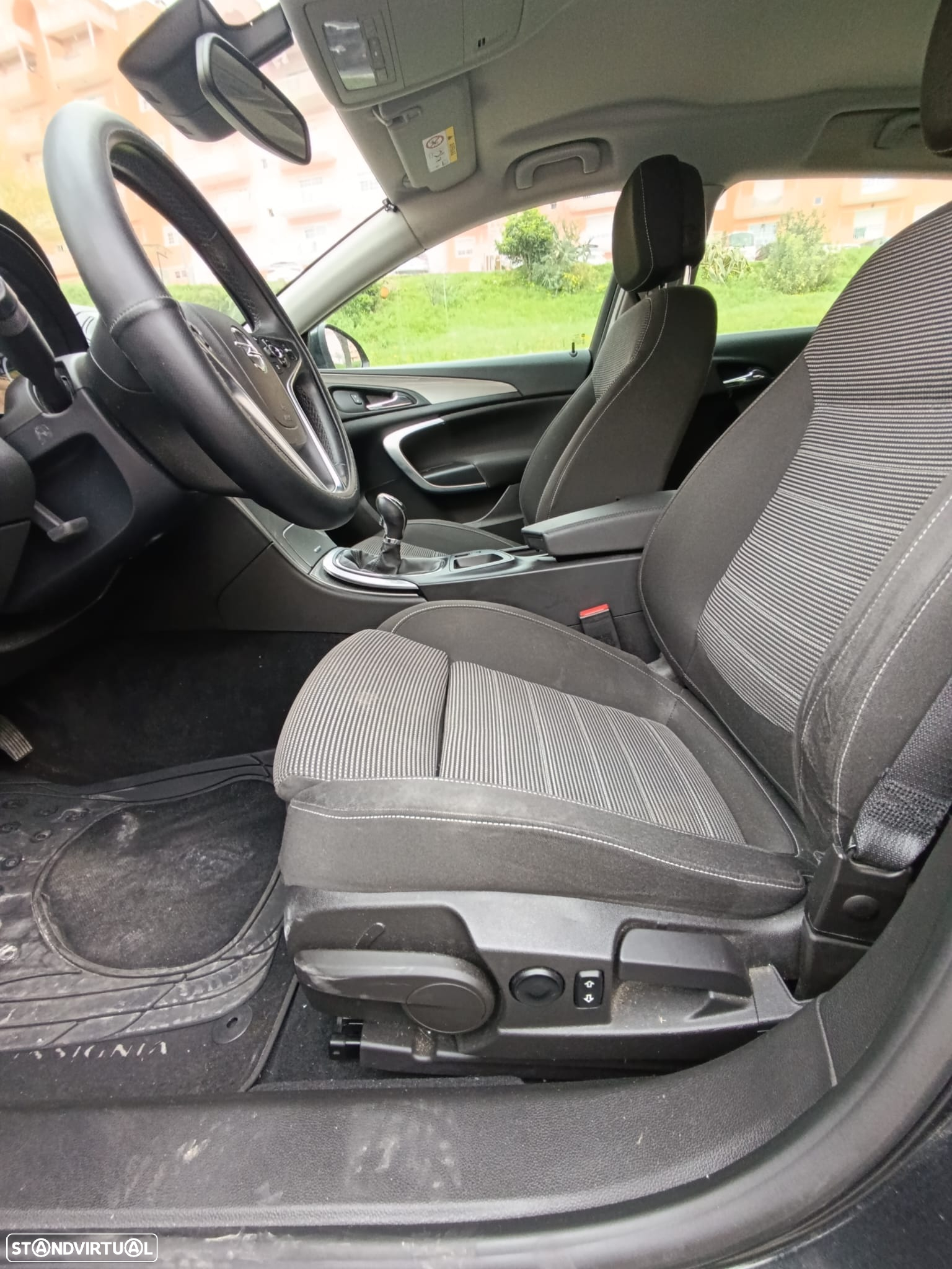 Opel Insignia Sports Tourer 1.6 CDTi Executive S/S - 16