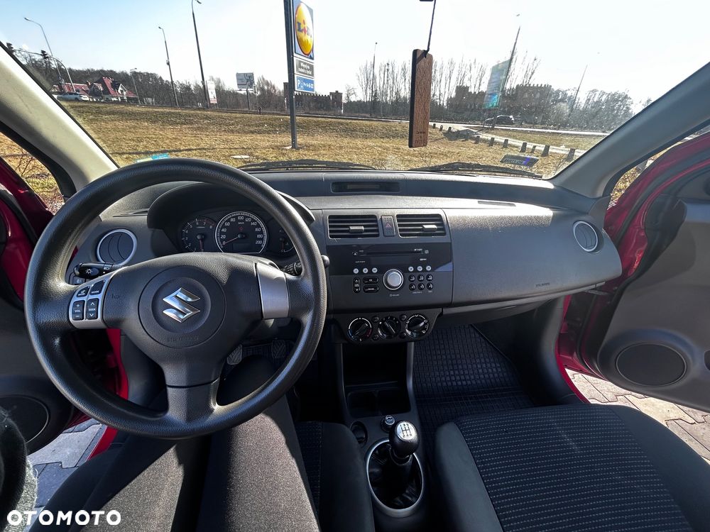 Suzuki Swift 1.3 GLX / Comfort - 6