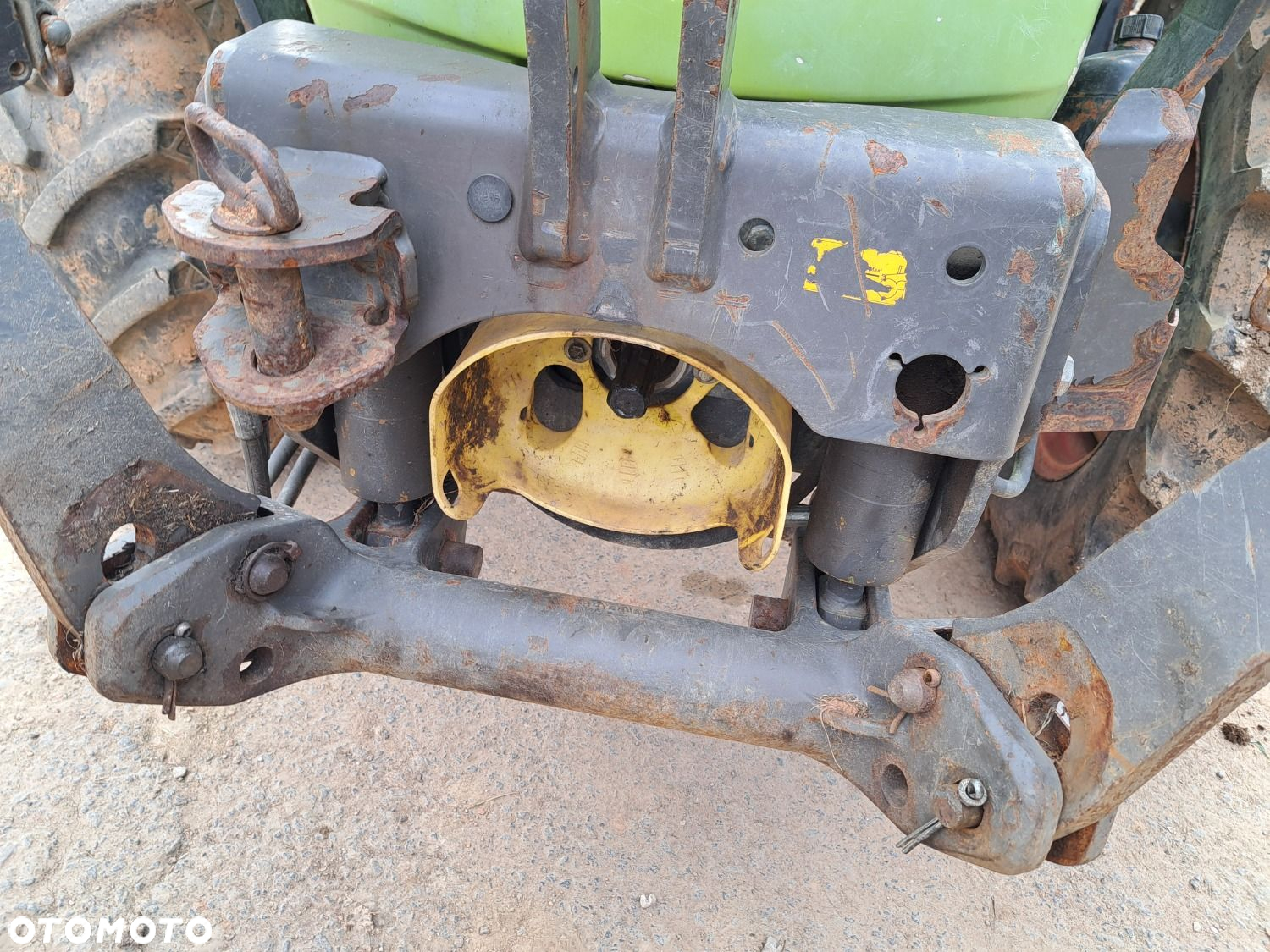 Claas Nexos 240 F 4X4 - 35