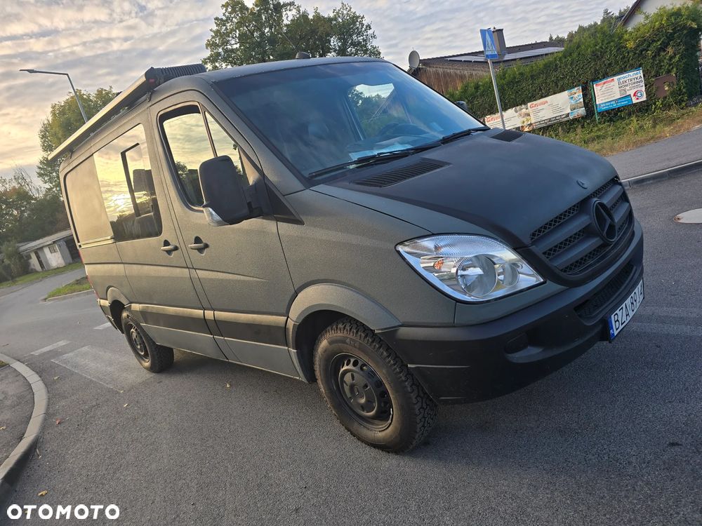 Mercedes-Benz Sprinter - 16