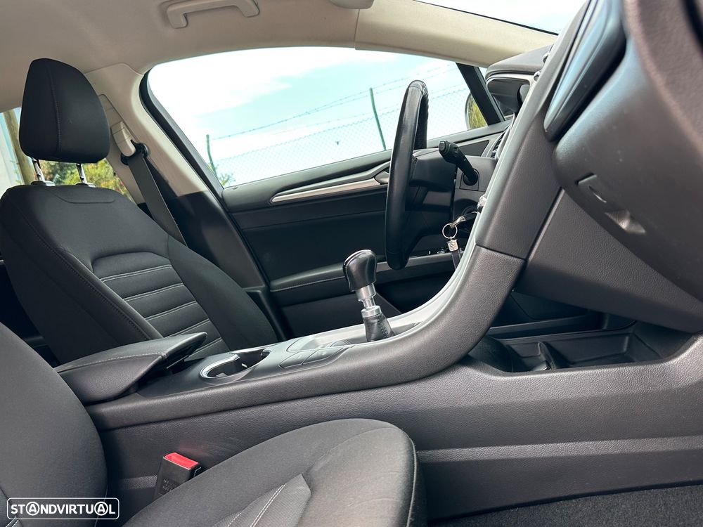Ford Mondeo SW 1.5 TDCi Titanium - 20