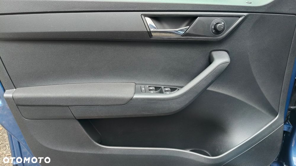 Skoda Fabia 1.0 TSI DSG Style - 18
