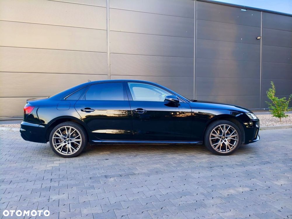 Audi A4 Avant 35 TFSI mHEV S Line S tronic - 2