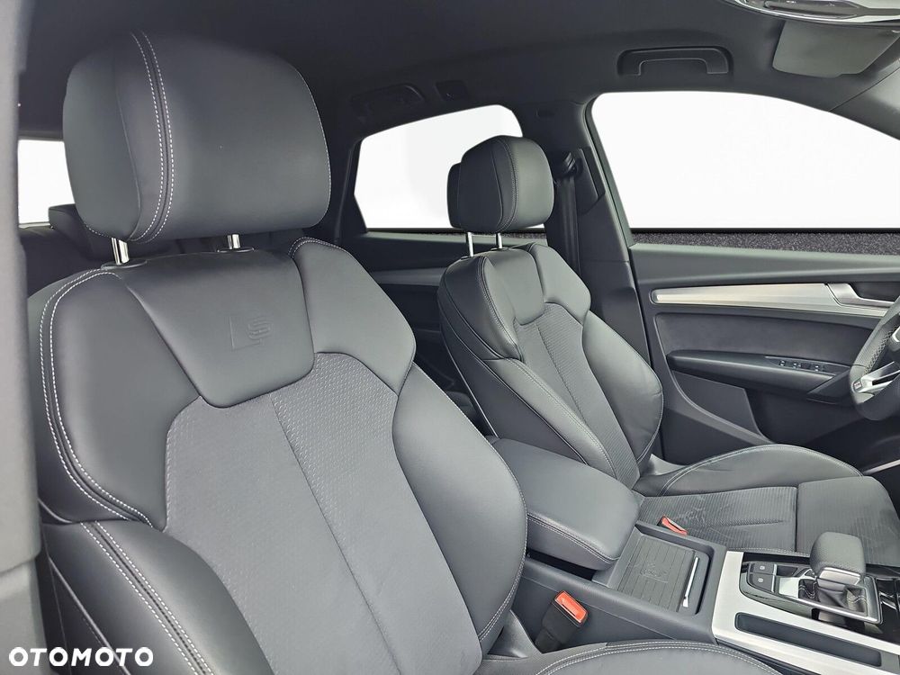 Audi Q5 Sportback - 25