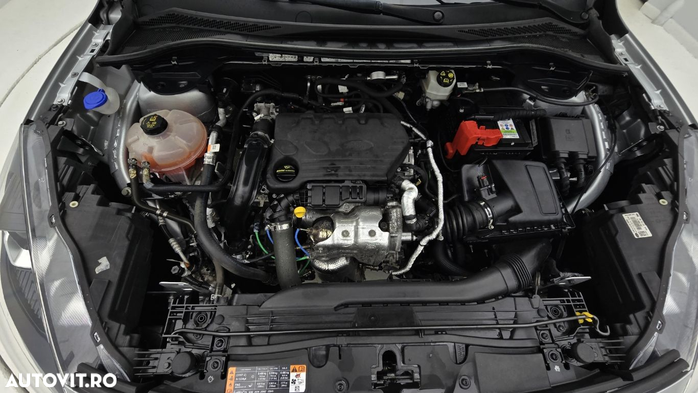 Ford Kuga - 24