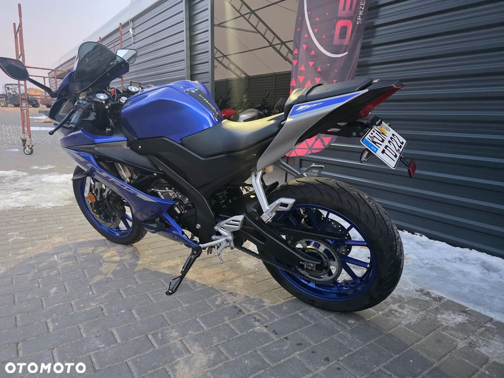 Yamaha YZF - 31