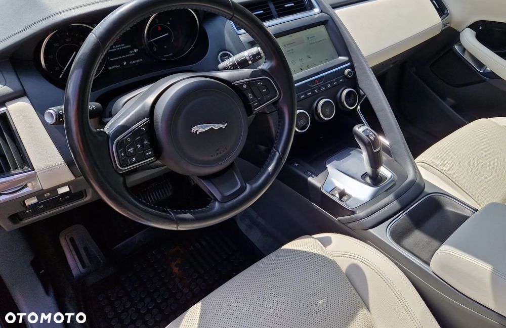 Jaguar E-Pace D150 AWD S - 25