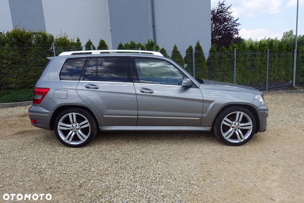Mercedes-Benz GLK 220 CDI (BlueEFFICIENCY) 7G-TRONIC - 4
