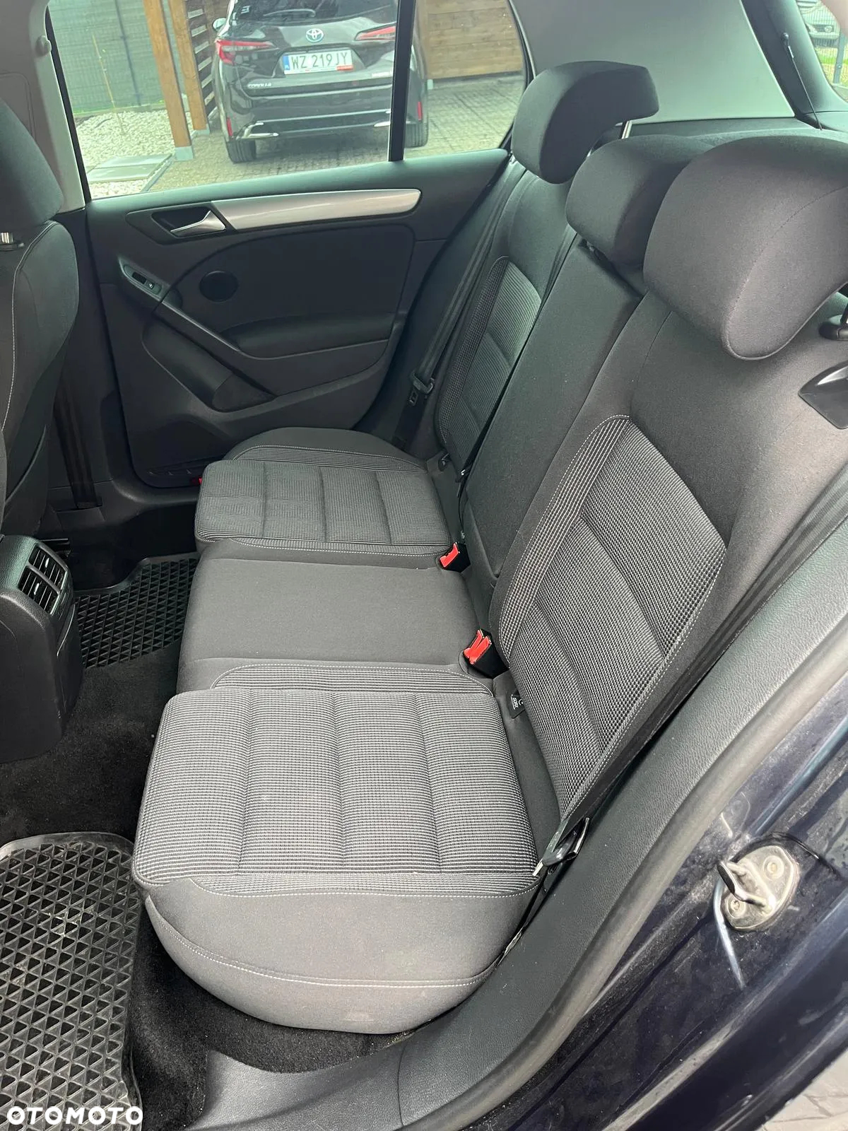 Volkswagen Golf - 9