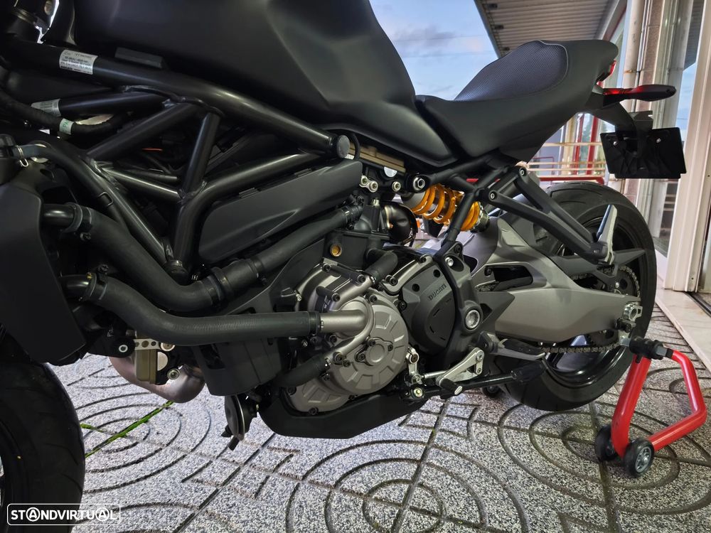 Ducati Monster 821 - 13