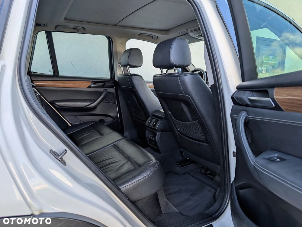 BMW X3 xDrive28i - 8